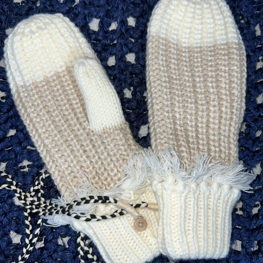 Anthropologie Ivory / Cream Knit Mittens with button on tether / strap